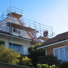 Typ roof scaffold to gable end